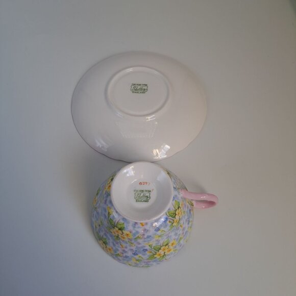 Shelley Primrose Chintz Richmond Cup & Saucer Yellow Floral Design Vintage - Picture 4 of 14